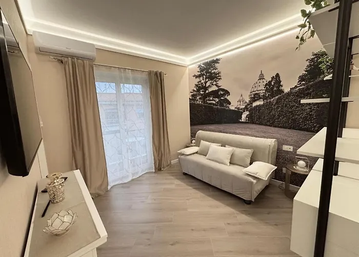 Saint Peter's Sunset View Luxury דירה
